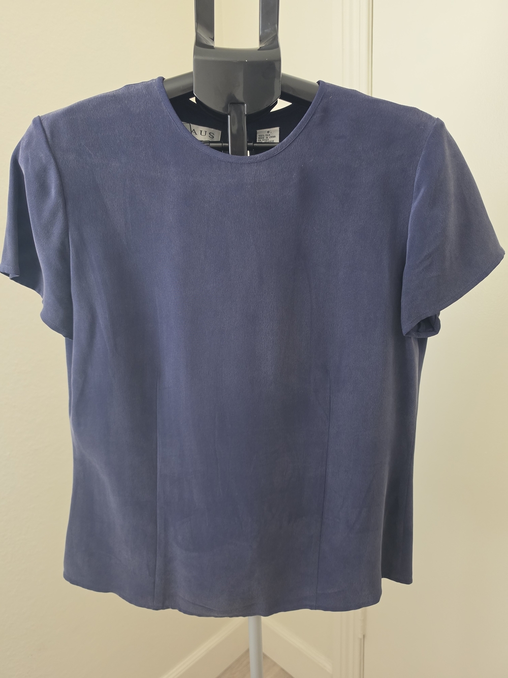 CHAUS 100% Silk Keyhole Blouse Short Sleeve Blue Size 8